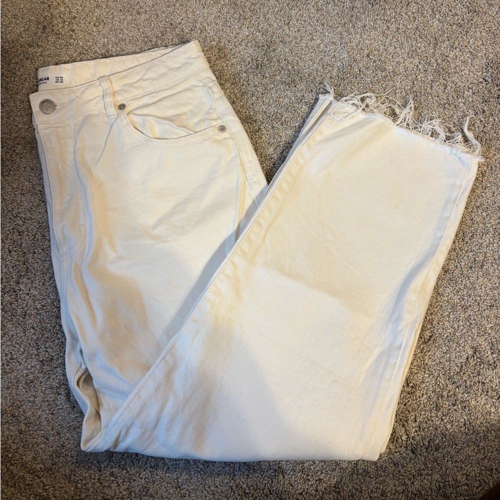 Pull&Bear Off-White Ankle Jeans